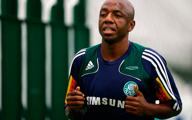 Ex-jogador está entre os participantes de nova temporada de “A Fazenda”