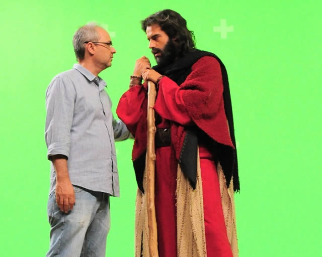 Diretor de “Os Dez Mandamentos” só irá concluir trabalhos durante a última semana de exibição da novela