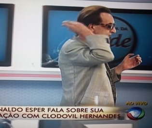 Após discussão ao vivo, Ronaldo Ésper e Britto Jr. se reencontram na Record