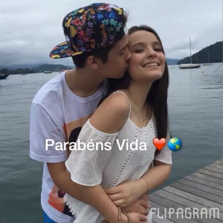 Larissa Manoela e João Guilherme viajam em primeiro Réveillon juntos