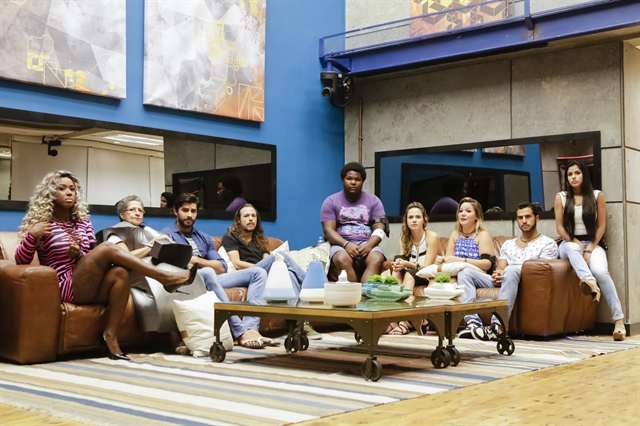 “BBB 16”: Ana Paula, Munik e Tamiel disputam paredão triplo