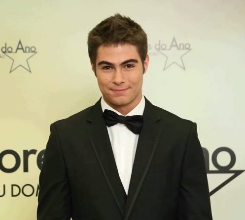 Rafael Vitti muda o visual para encarar personagem em “Velho Chico; confira fotos