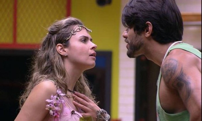 “BBB 16”: Ana Paula dá tapa na cara de Renan e pode ser expulsa do reality show