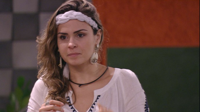 “BBB 16”: Renan pede respeito e Ana Paula fica irritada: “Ninguém te quer aqui”