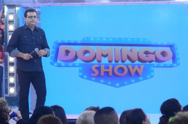 Geraldo Luís comemora os quase 5 mil minutos de liderança em dois anos de “Domingo Show”
