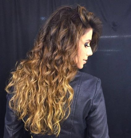 Paula Fernandes posta foto e usa bordão de Ana Paula do “BBB 16”