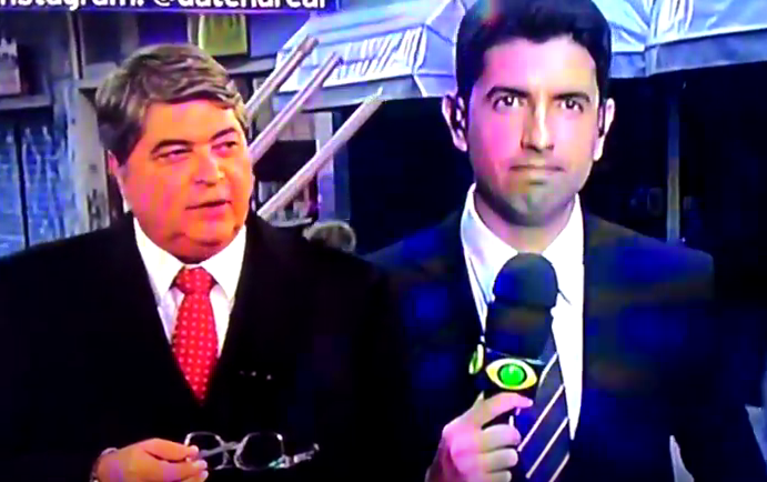 Repórter se confunde e chama “Brasil Urgente” de “Balanço Geral”