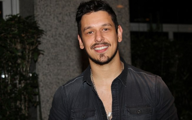 João Vicente de Castro é chamado para “Sonha Comigo”, nova novela da Globo