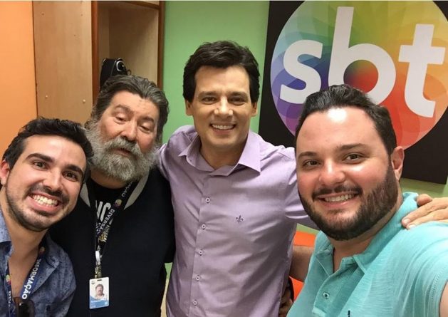 Rubens Gargalaca (à direita) novo diretor geral do "Domingo Legal" e "Sabadão com Celso Portiolli". (Foto: Reprodução/Facebook)