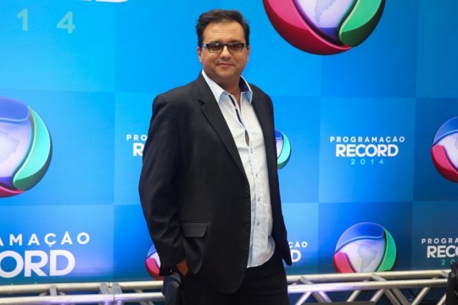 Record pode liberar Geraldo Luís de multa contratual para acelerar negociações