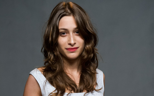 Luisa Arraes se envolverá com drogas em novela de João Emanuel Carneiro