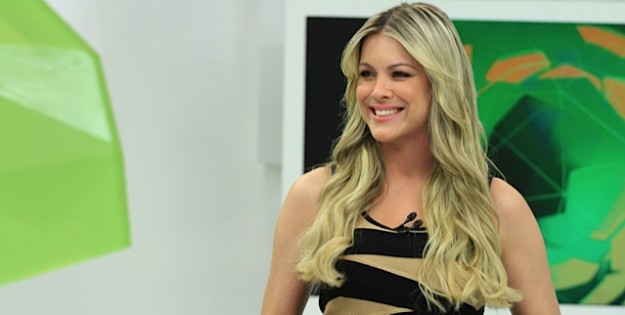 Renata Fan renova contrato com a Band até 2020