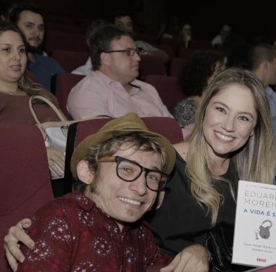 Elenco de “Cúmplices de Um Resgate” se reunirá em teatro após novela