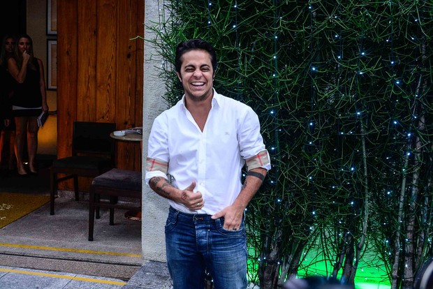 Gloria Perez aguarda decisão de Thammy Miranda para “À Flor da Pele”