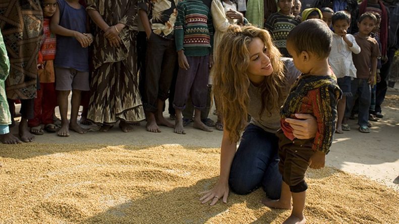 Shakira doa US$ 15 milhões para reconstruir Haiti após furacão