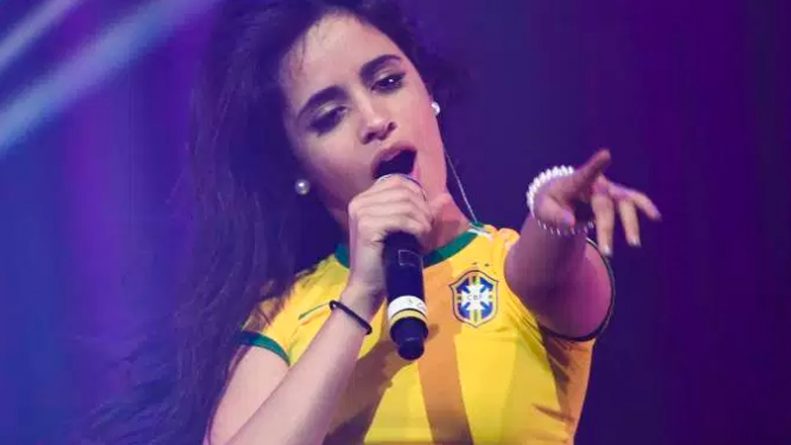 Camila Cabello desmente versão do Fifth Harmony sobre sua saída do grupo