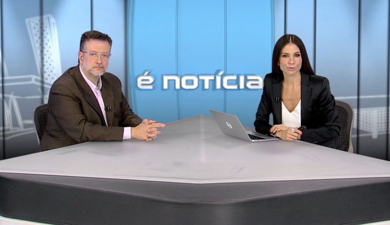 Amanda Klein entrevista cientista político Carlos Melo no “É Notícia”