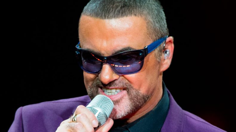 Após três meses, corpo do cantor George Michael é enterrado em Londres