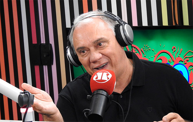 Marcelo Rezende reclama de baixo salário na Record