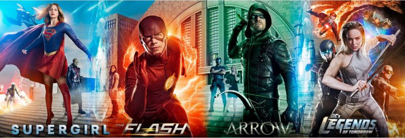 Heróis unem forças contra ataque alienígena em crossover épico da Warner