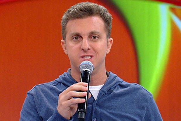 Luciano Huck copia novo programa do SBT que ainda nem estreou