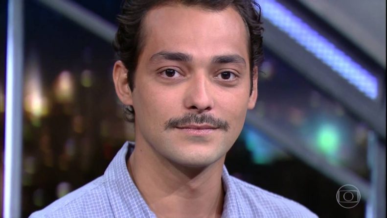 Eduardo Sterblitch afirma que 90% dos homens não sabem transar, inclusive ele