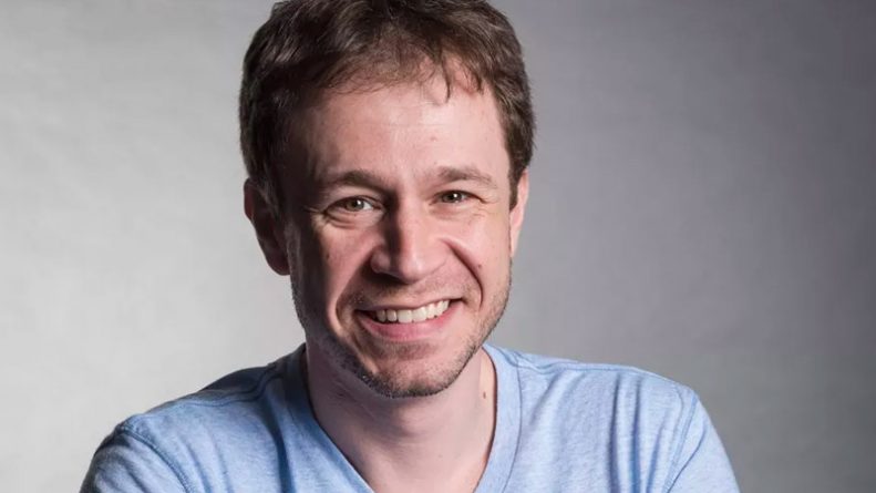 Tiago Leifert terá sala de comando para ver os brothers do “BBB 17”