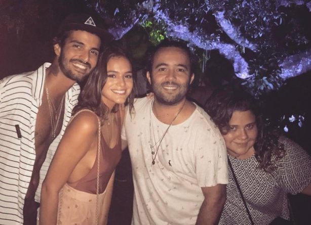 Bruna Marquezine curte baladas enquanto Neymar está em Barcelona