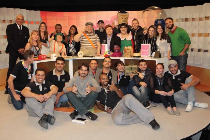 Equipe do “Fofocando” está tensa e teme demissão em massa