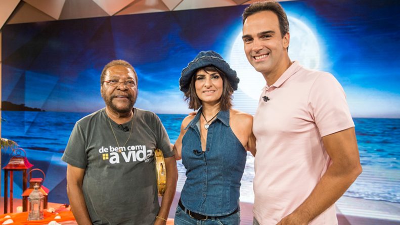 Fernanda Abreu e Martinho da Vila se encontram no luau do “Fantástico”