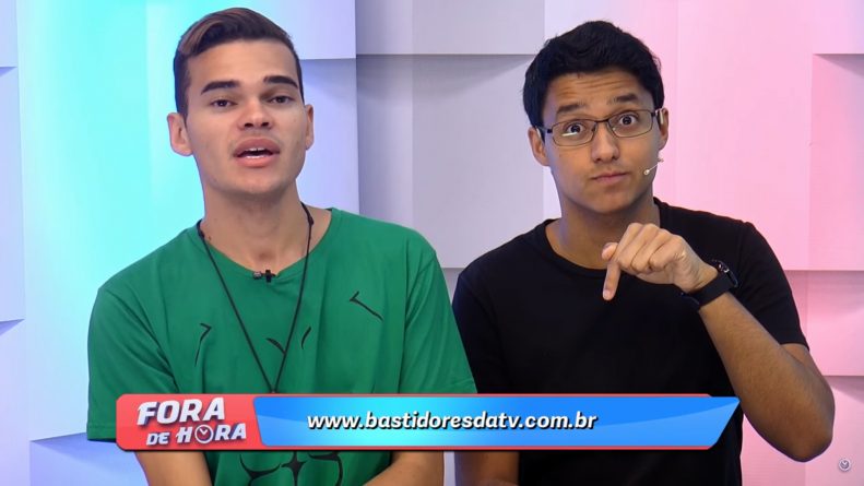 Emilly e Marcos transam no quarto do líder, Mara briga no Fofocalizando e mais no Deu na TV