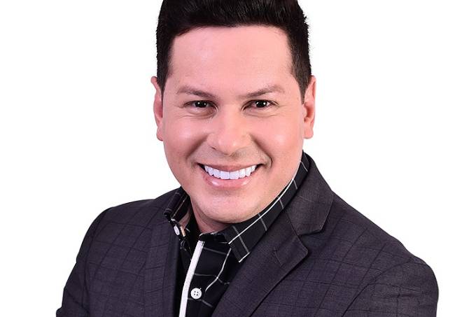 Marcão do Povão deve assinar com a Rede TV!