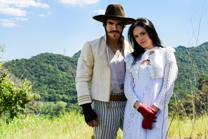 Elenco de “Novo Mundo” tem sofrido com o calor do Rio