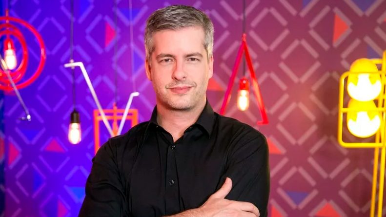 Victor Chaves, mãe e irmã são intimados a depor após acusação de agressão