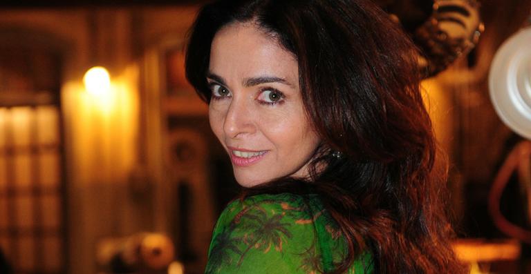 Claudia Ohana lança primeiro artigo na Playboy