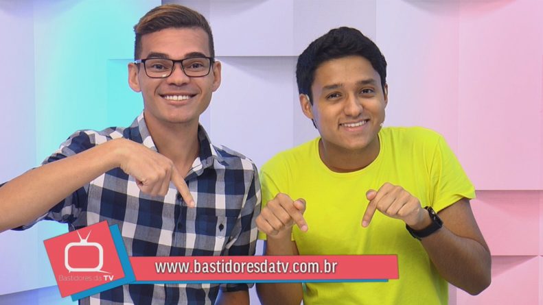 Domingo Legal terá novidades, Elias Abrão pode permanecer com cargo na RedeTV! e mais no Deu na TV