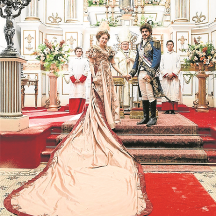 Caio Castro e Letícia Colin gravam casamento de Dom Pedro e Leopoldina