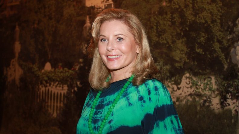 Vera Fischer renova com a Globo até 2020, mas permanece na geladeira