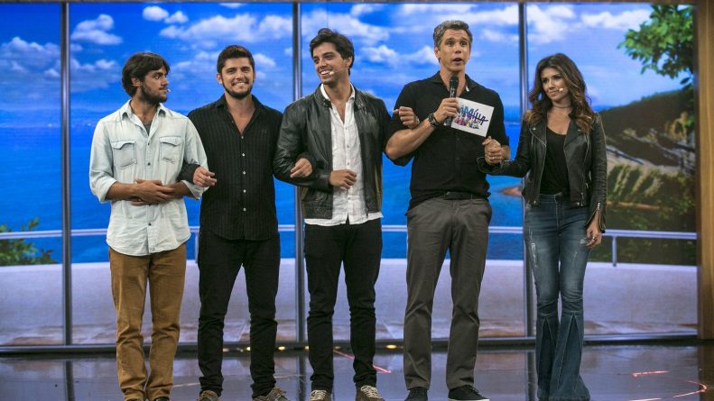 Família Simas e Paula Fernandes participam do “Tamanho Família”