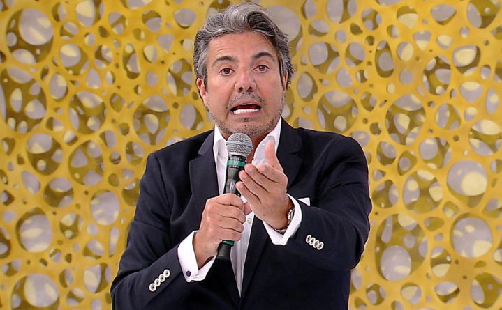 Diretor de João KIéber é demitido da RedeTV!