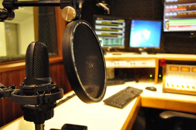 Consumo de rádio aumenta e atinge 80% dos brasileiros