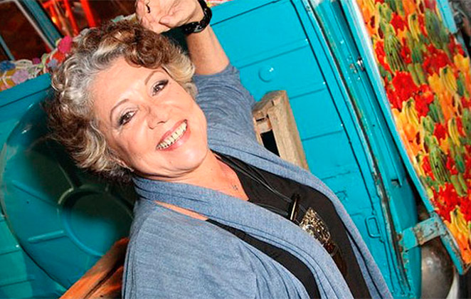 Ângela Leal vive Dona Noêmia em “Sob Pressão”, da Globo