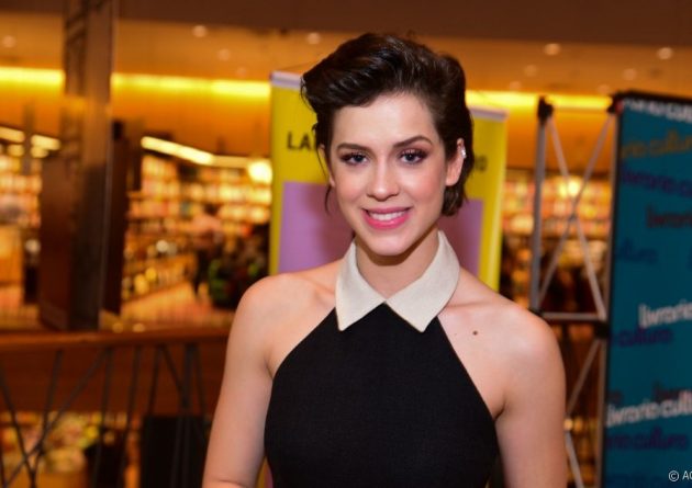 Sophia Abrahão posa para ensaio na GQ de julho