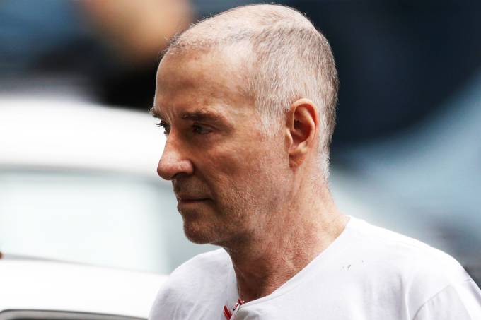 Eike Batista faz festa reservada em mansão