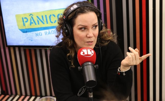 Regina Volpato assina com a TV Gazeta para comandar programa em 2018