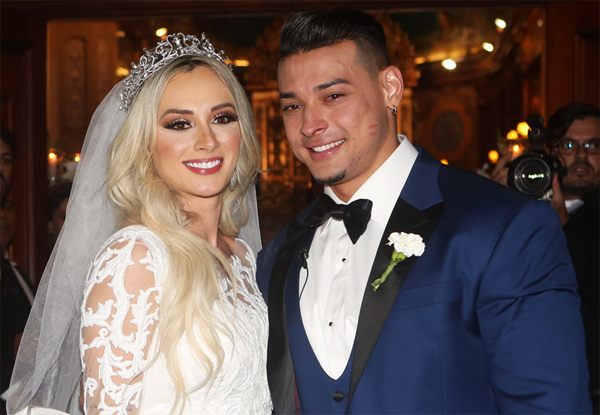 Juju Salimeni retoma casamento com Felipe Franco