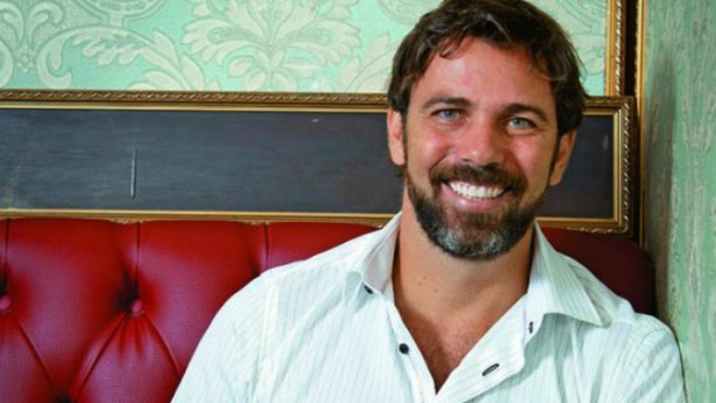 Marcelo Faria viverá assassino em nova série da Globo