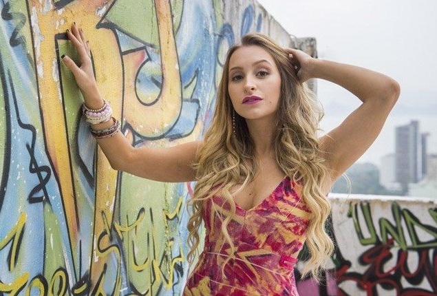 Carla Diaz triplica cachê após sucesso como vilã na novela “A Força do Querer”