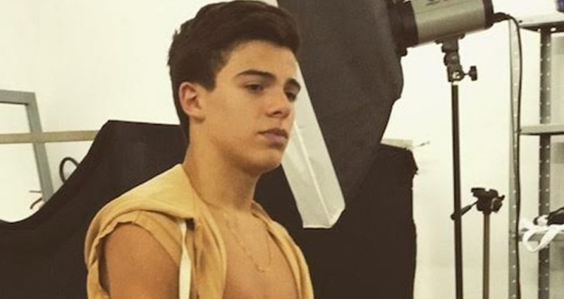 Thomaz Costa afirma ter trocado socos com o pai durante discussão