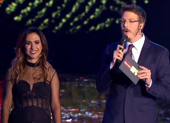 Anitta substituirá Fábio Porchat no Prêmio Multishow